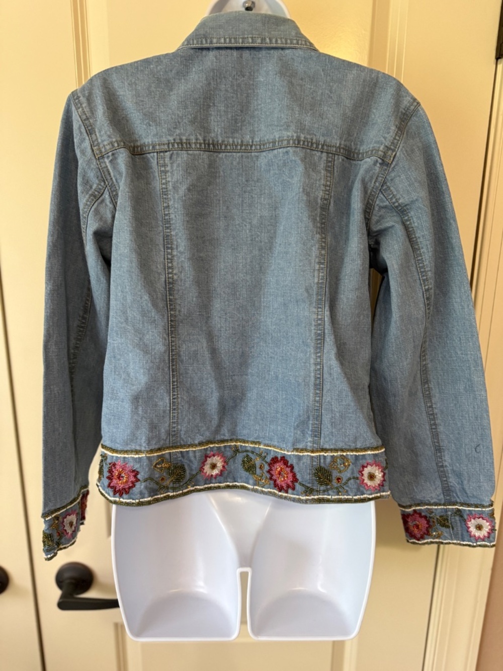 Vintage Van Heusen Jean Jacket size Small - Picture 3 of 11